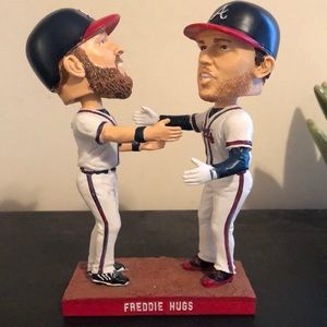 Freddie Freeman Atlanta Braves Bobblehead Freddie Hugs